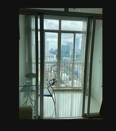 For rent Ideo Verve Ratchaprarop ห้องกว้างขวาง ชั้น 18 ได้ วิว Central World รีบมาจับจองด่วนๆ