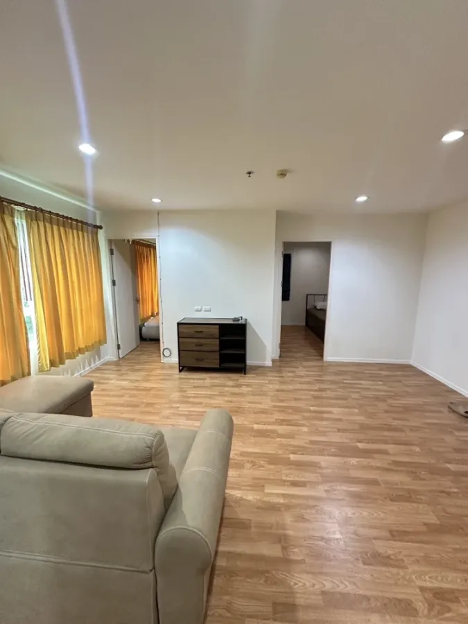 For rent Lumpini Park Nawamin-Si Burapha, large room, comfortable, lots of usable space, must hurry to reserve.