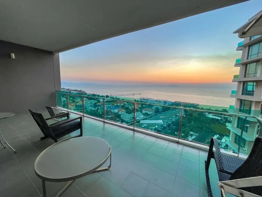 ให้เช่า Casalunar Paradiso Condominium ห้องกว้างขวาง พื้นที่ใช้สอยเยอะ ครบจบที่นี่ รีบย้าย