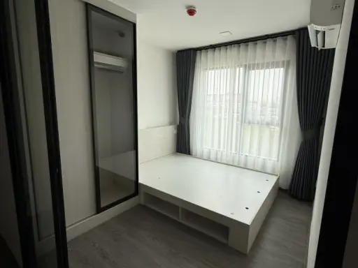 Kave Wonderland room for rent. Fully furnished, just bring your belongings and move in!