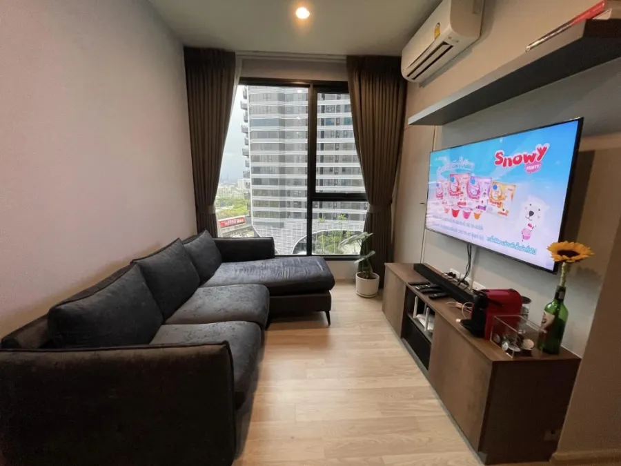 ขาย ให้เช่า ไอดีโอ โมบิ สุขุมวิท อีสต์พอยท์ ชั้น 10 วิวสระสวยๆ มี Walk-in Closet ดีแบบนี้ ห้ามพลาด