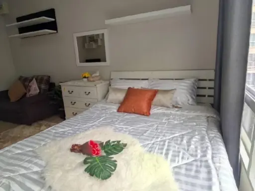 For rent, Plum Condo Ladprao 101, white tone room, clean, comfortable price. Complete in one place, book now.