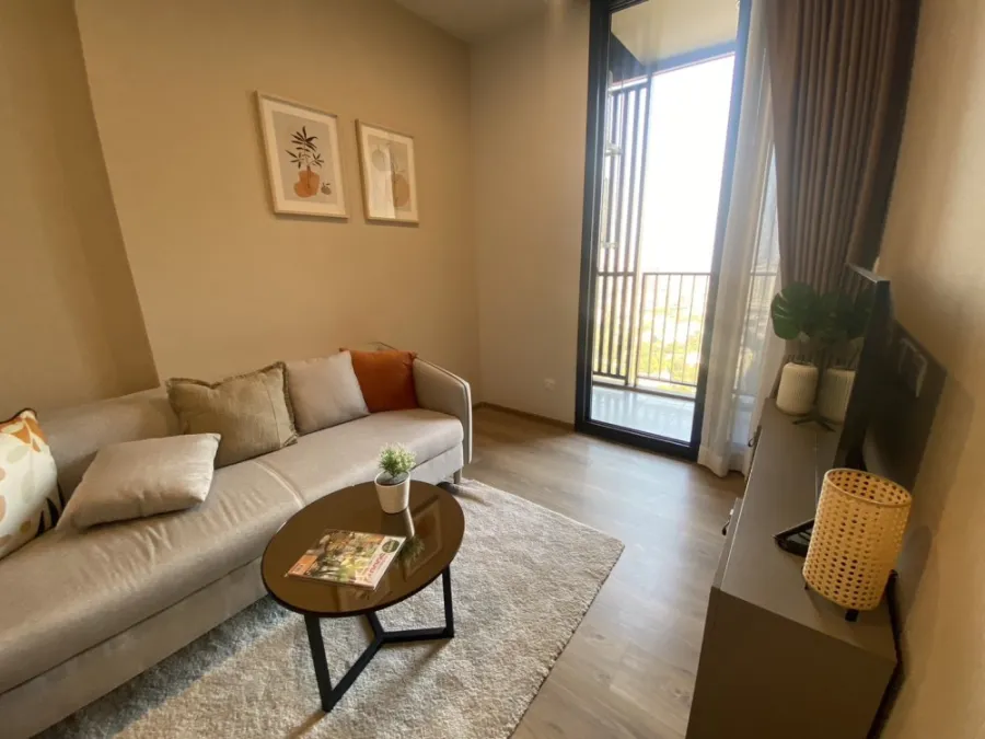 For rent!! Condo Oka House Sukhumvit 36, complete facilities. Ready to move in. Don't miss it!!