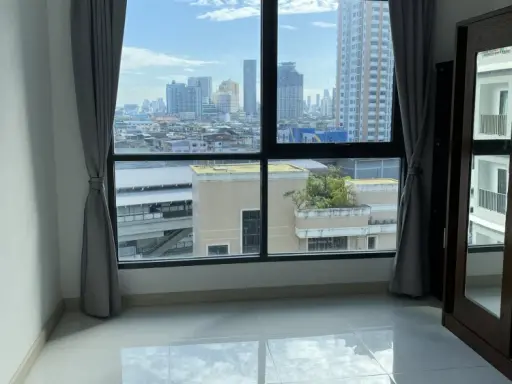 Don't wait! Transform your life and enjoy greater convenience in the city at Ideo Mobi Sathorn Condo.