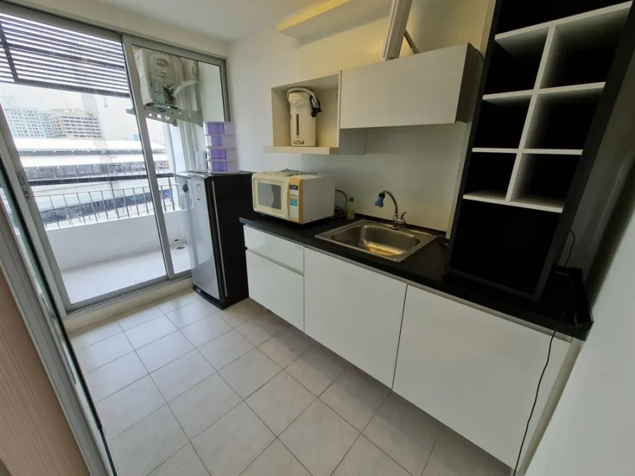 ให้เช่า Casa Condo รัชดา-ท่าพระ ห้องน่าอยู่มาก แยกเป็นสัดส่วนอย่างดี เข้าอยู่ได้เลย รีบจองด่วนๆเลย