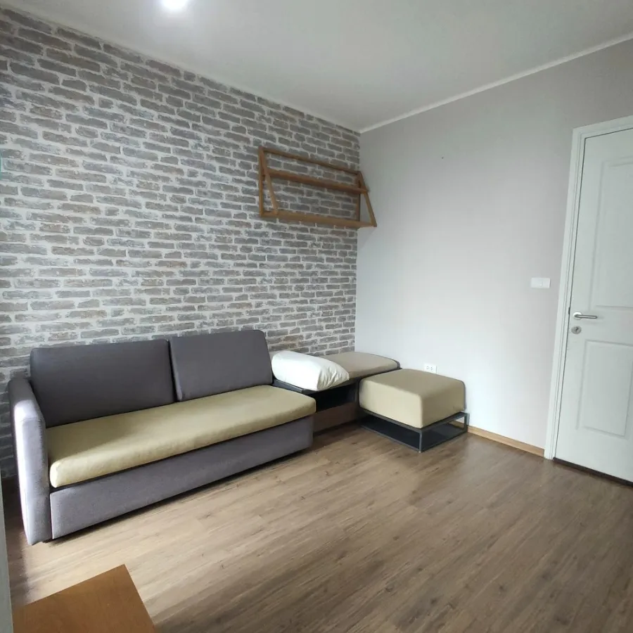 For sale, for rent, U Delight Rattanathibet, 6th floor, with wallpaper installed throughout. Whether you want to buy it as an investment or stay in it