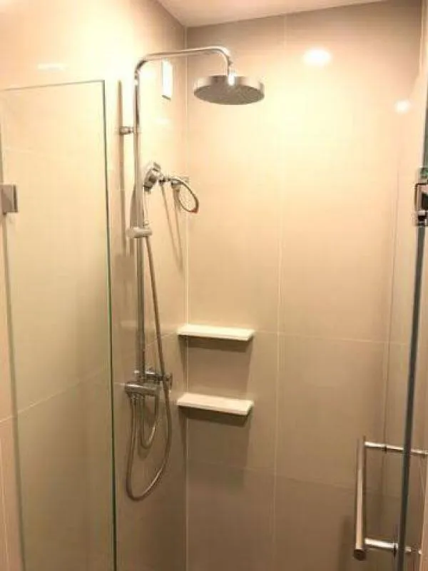 For Rent Rhythm Asoke สภาพห้องเหมือนใหม่ ผนังติดวอลสวยเฝอร์ บนทำเลทำเลยอดนิยม ห้องดีต้องจอง