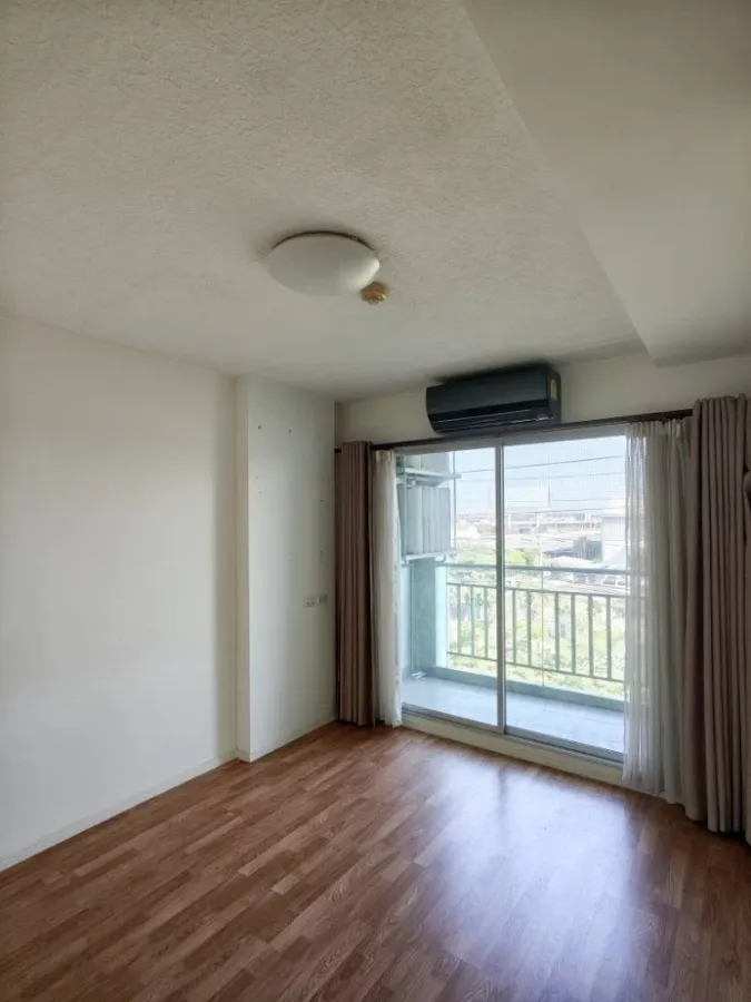Selling two unfurnished Lumpini Ville Onnut - Ladkrabang units. Spacious, airy, and comfortable. Perfect for those who love decorating their own rooms