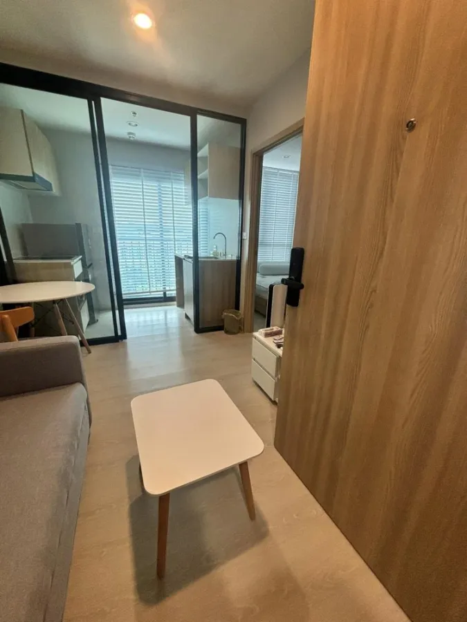 For rent: New Connext Condo, Don Mueang, separate room, not hot, complete with electrical appliances. Reserve now!