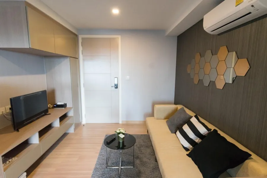 ขายคอนโดพร้อมอยู่ Knightbridge Skycity Saphanmai ห้องน่าอยู่ สิ่งอำนวยความสะดวกครบ ซื้อเลยอย่าช้า