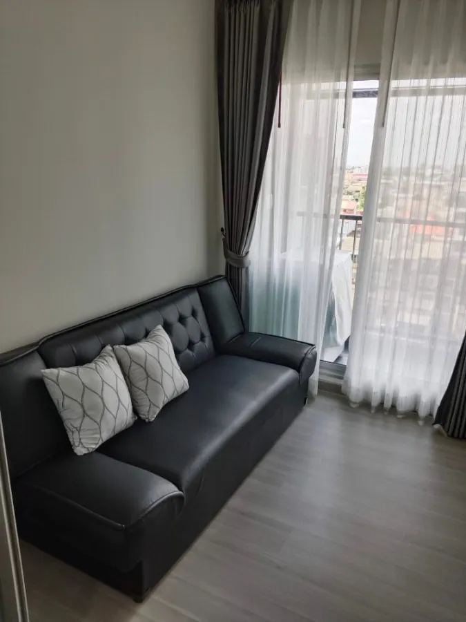 For rent: The President Charan - Yaek Fai Chai Station, 10th floor, fully furnished room, nice to live in, hurry and book now, urgent.