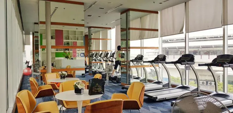 ให้เช่า Casa คอนโด รัชดา-ราชพฤกษ์ วิวสระว่ายน้ำ วิวเมือง ห้องแต่งครบ บิ้วอินทั้งหมด ทำเลดี ห้ามพลาด