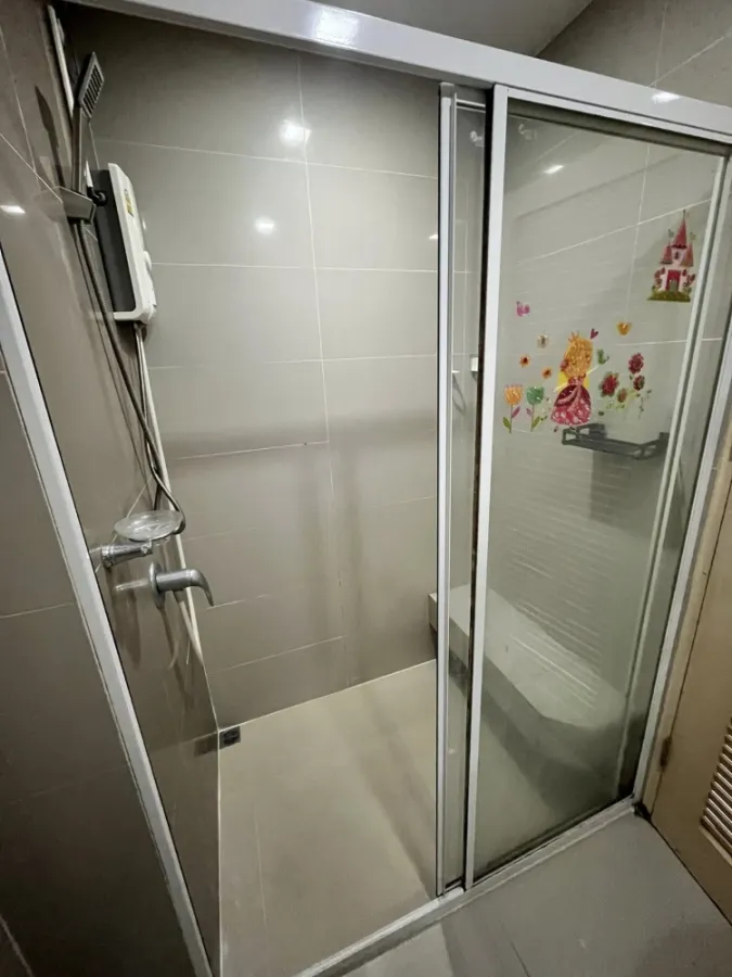 ขาย ให้เช่า Airlink Residences Romklao ห้องสตูดิโอ มาพร้อมเฟอร์นิเจอร์อย่างดี พลาดแล้วจะเสียใจ