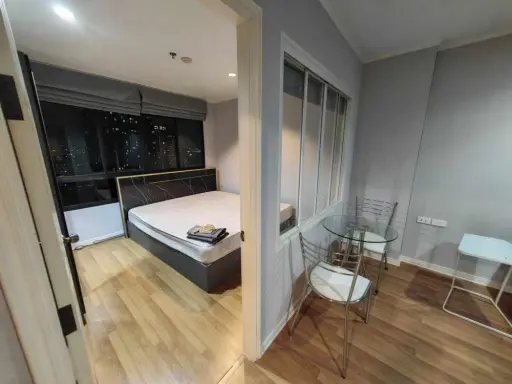 For rent: Lumpini Place Phahonyothin-Saphan Khwai, high floor, very spacious room, partitioned, fully furnished, don't miss out. images