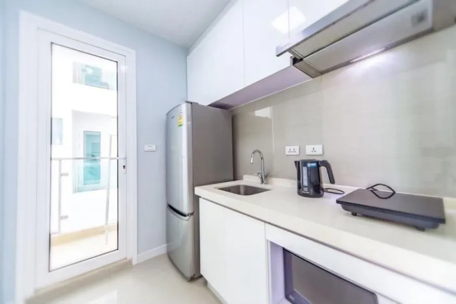 ขาย/ให้เช่า TC Green Condominium ห้องแต่งสวย มาพร้อมเฟอรฺ์และเครื่องใช้ไฟฟ้าครบ รีบมาจองเลย