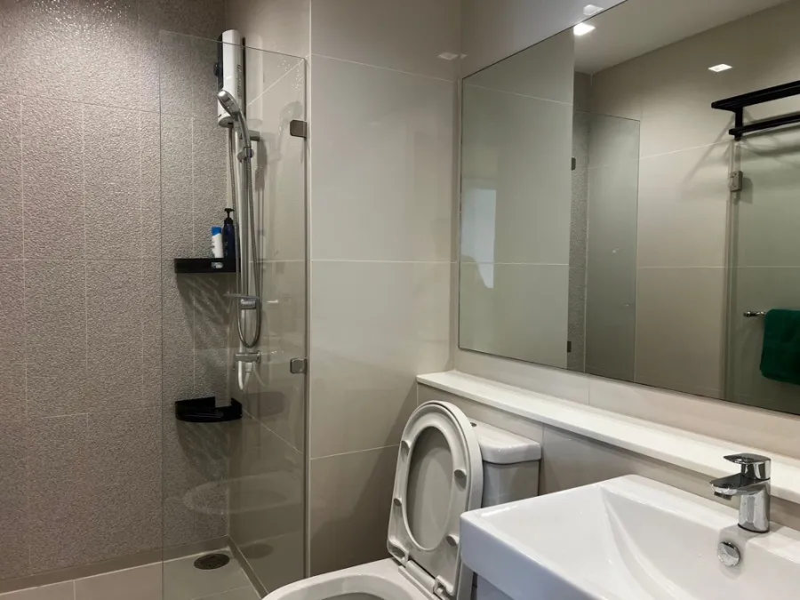 Condo for rent, Life Sukhumvit 62, beautifully decorated room. fully furnished travel comfortably