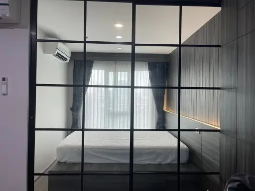For rent: Regent Home Bang Son Phase 28, beautiful room, built-in throughout the room. You'll regret it if you don't book.