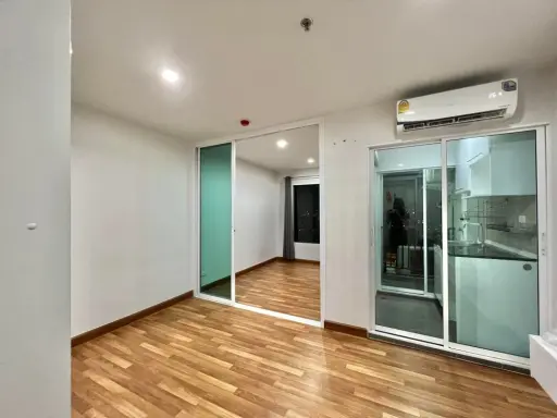 Condo for sale, Regent Home Bangson, 23rd floor, Building D, clear view, next to MRT Bang Son Station, good location, don't wait!!