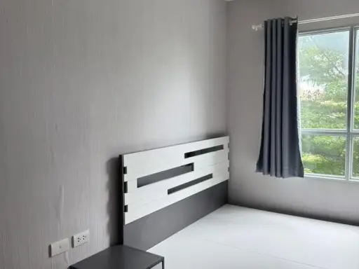 For rent: Aspire Sathorn-Taksin (Brick Zone). Nice room, fully furnished, affordable price. Book now!