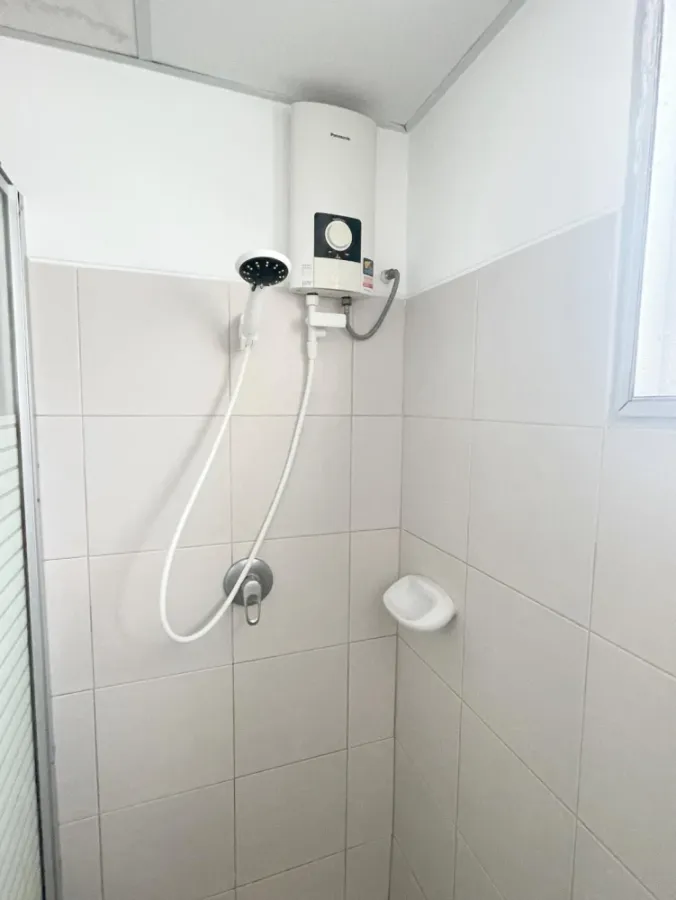 For rent: Supalai Park Kaset, studio room, 35 sq.m., 4th floor, Building B, fully furnished. Don't miss out!