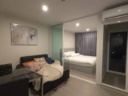 Regent Home Bangna for rent. High level of privacy as it only shares a wall with one neighboring unit. Ready to move in immediately.