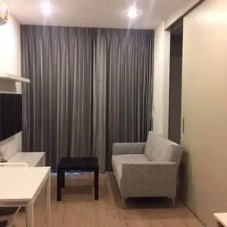 For rent: Ideo Q Chula–Samyan, 1 bedroom, 1 bathroom, 7th floor, prime location. Don't miss out!