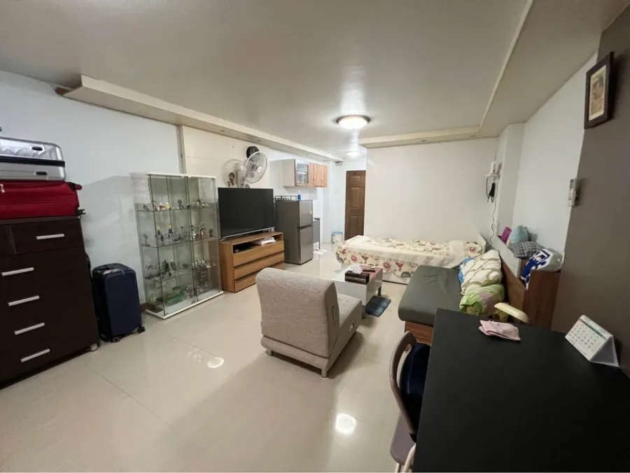 Condo for sale, Champs Elysees Chaengwattana, studio room, reasonable price, 2nd floor, ready to reserve now.