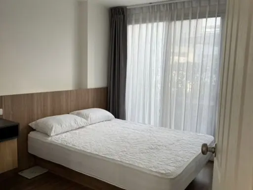 For sale: U Delight at Bang Son Station, 5th floor, swimming pool view, spacious room, comfortable to live in. If interested, hurry and reserve now.