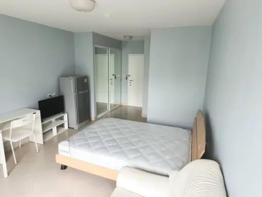 Condo for rent, I-House Laguna Garden RCA, north, not hot, view of the fourth floor fountain, don't wait