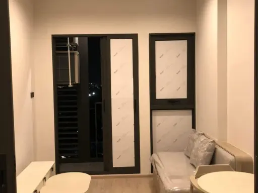 Condo for sale Reference Sathorn-Wongwian Yai, spacious room, comfortable living, comes with complete facilities, book now before you miss out++