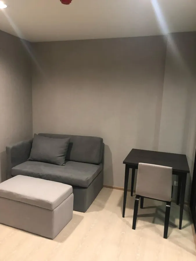 ขาย คอนโด ไรซ์ พระราม 9 ห้องพร้ออยู่ เฟอร์นิเจอร์ Built-in ตกแต่งครบ ราคาไม่แรง ซื้อเลยอย่ารอช้า
