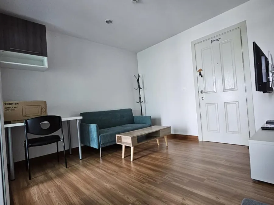 Condo for rent, Regent Home 25 Tiwanon, separate rooms. Affordable price Hurry and reserve quickly before you miss out.
