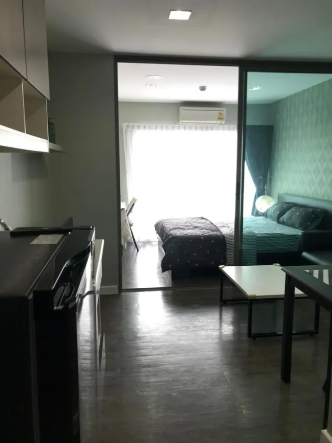 For sale, for rent, B Campus Prachachuen, room decorated simply, comfortable bed, comfortable sofa, move quickly.