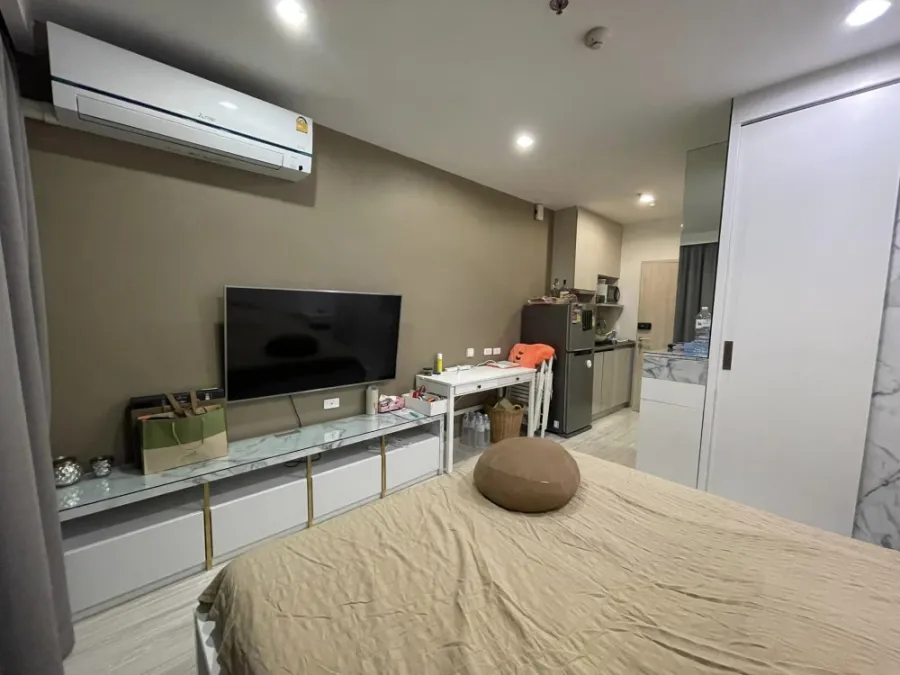 For rent Ideo Mobi สุขุมวิท อีสต์เกต ชั้น 16 ได้วิวสูง ราคาไม่แรง ครบจบที่เดียว มาจองเลยจ้า