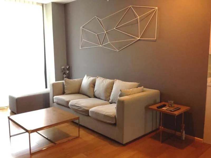 ให้เช่า the alcove thonglor 10 เฟอร์ครบ เครื่องใช้ไฟฟ้าแน่นๆ ห้องนี้ไม่เสียงดัง ตกแต่งสวย รีบเลย
