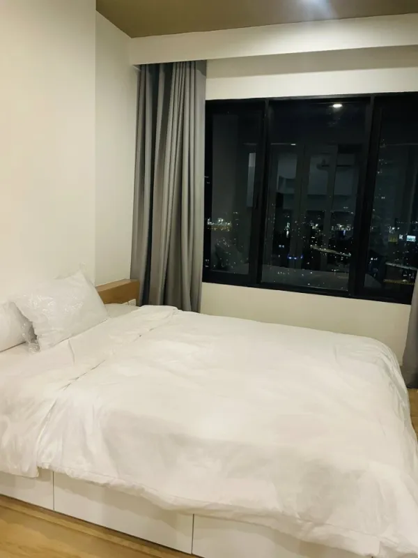 ให้เช่า Blocs 77 ห้องอยู่ชั้นสูง (ชั้น 27) ได้วิวเมืองสวยเริ่ด พร้อมเครื่องใช้ไฟฟ้า น่าจองสุดๆ