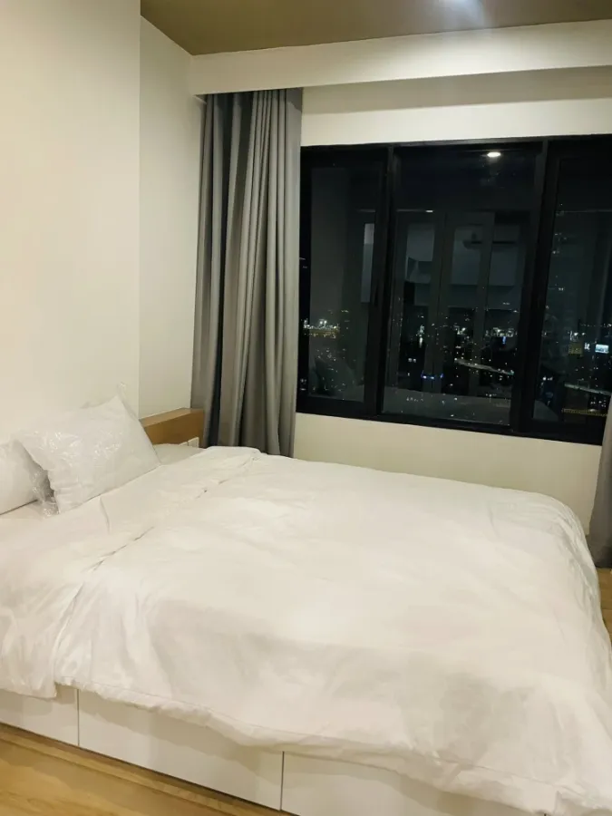 ให้เช่า Blocs 77 ห้องอยู่ชั้นสูง (ชั้น 27) ได้วิวเมืองสวยเริ่ด พร้อมเครื่องใช้ไฟฟ้า น่าจองสุดๆ