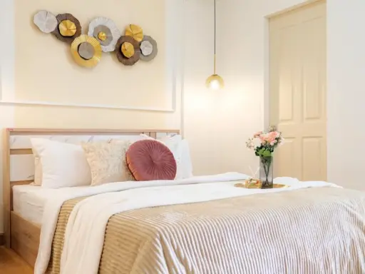 Condo for sale Supalai Park Khae Rai-Ngamwongwan. New furniture, beautiful decoration, ready to move in, near the train station. Urgent.