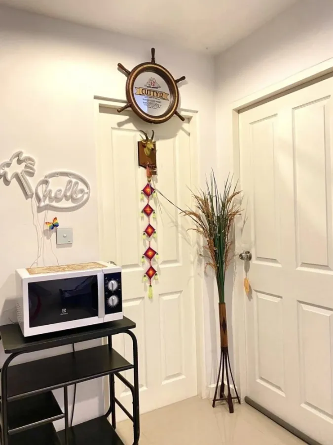 Condo for rent, The Series Udomsuk 29, nice decorated room. Good furniture Just come and move in.
