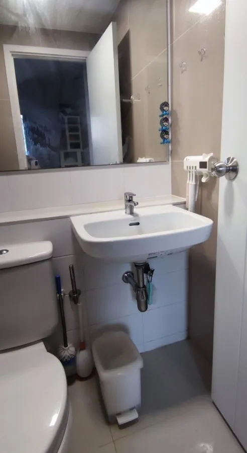 For rent: Plum Condo Mix ChaengWattana, top floor corner room, wall connected to only one other room, quiet, book now.
