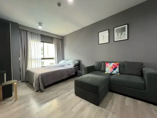 For rent: Estabe Phahonyothin 18, 7th floor, corner unit, fully furnished, very livable. Book now! images