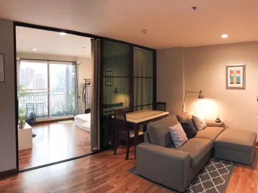 Condo for sale, Centric Scene Paholyothin 9, beautiful room, fully furnished, do not hesitate, book now !!
