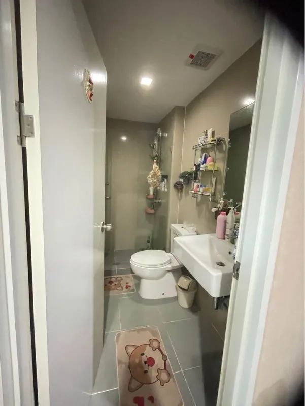 ขายคอนโด De Zone Condo ห้องกว้างขวาง มีพื้นที่ใช้สอย พร้อมความสะดวกสบาย รีบจอง