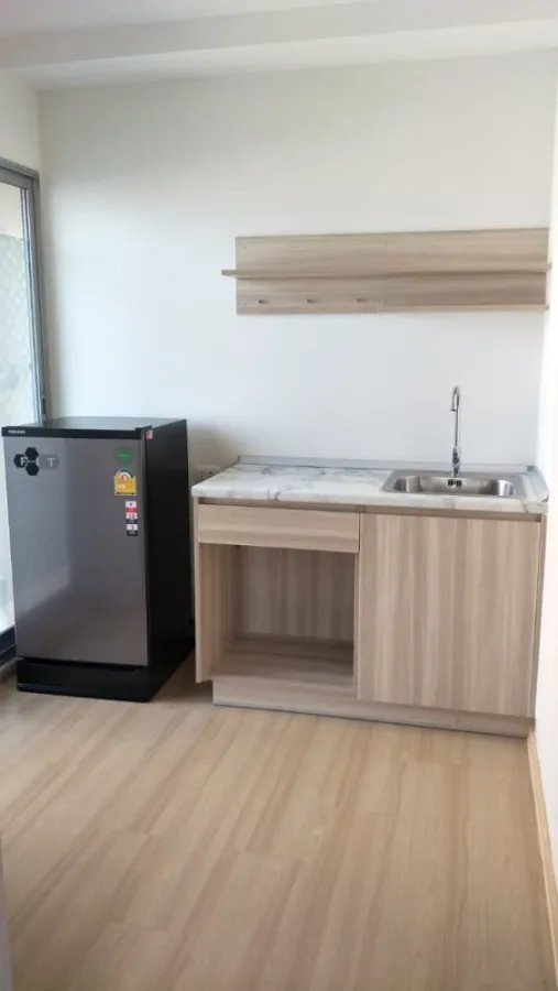 For sale, for rent, Plum Condo Chaengwattana Station, corner room, open view, divided into proportions, good price, must reserve now.