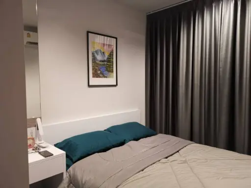 Condo for sale Life Asoke-Rama 9, high floor, 2 bedrooms, 1 bathroom, convenient transportation, near BTS, can't miss it.
