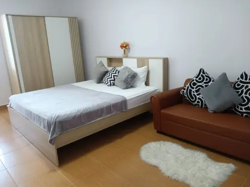 Pattanakarn Life Complex for sale, very good atmosphere. The room is well decorated. It's worth buying as an investment or living in it yourself. Book