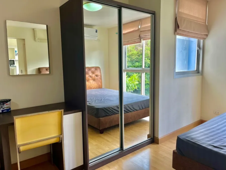 For sale/rent: The Link Advance Studio room, size 30 sq m., separate kitchen, very comfortable tree view, don't miss it.