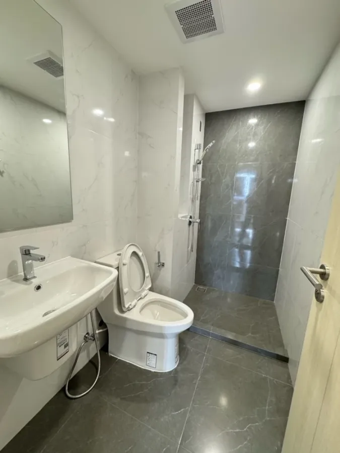 Selling Origin Plug & Play E22 Station. Great project, desirable location. Interested in owning one? Book now!