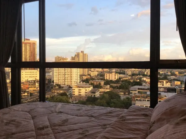 ให้เช่า/ขาย Condo Rhythm Sukhumvit 44/1 ห้องมุม ดูวิวงามๆ ไปด้วย อุปกรณ์ครบชุด ห้ามพลาดเลยจ้า