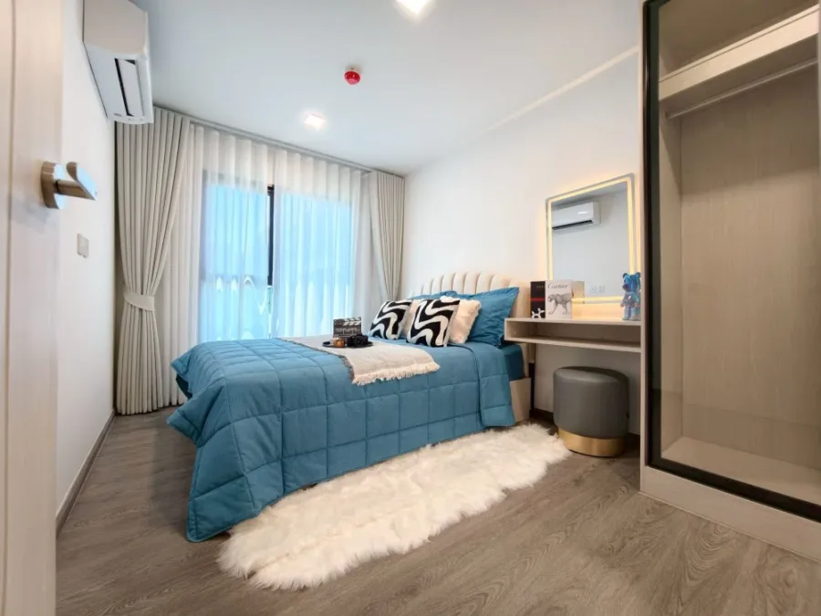ให้เช่าคอนโดใหม่แกะกล่อง ฟังก์ชัน 1 Bed Extra ตึก D ชั้น 7 วิวสระสวยจัดเต็ม ใกล้ ม.ธรรมศาสตร์ รังสิต | ✨ Kave Wonderland (เคฟ วันเดอร์แลนด์)